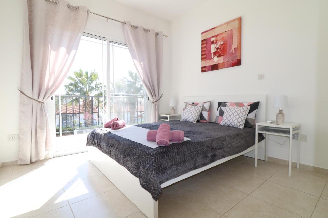 Cyking 2 Bed Apartment With Pool & 10 Min To Beach Paphos Ngoại thất bức ảnh
