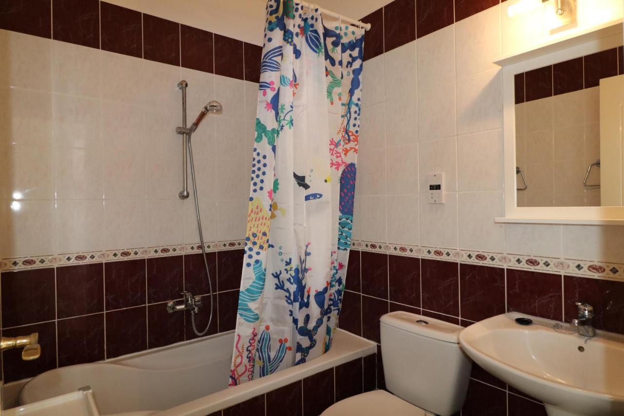 Cyking 2 Bed Apartment With Pool & 10 Min To Beach Paphos Ngoại thất bức ảnh